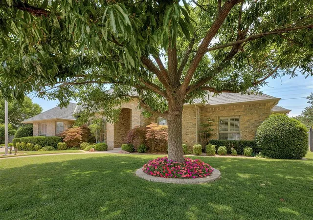 Photo 2 of Sale Pending at 2849 Sw 125th Place, Oklahoma City, OK 73170 | MLS# 1235637 | Listing updated on 2026-08-31