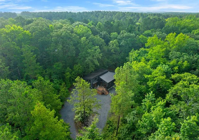 2nd image of 326 Sunrise Trl, Broken Bow, OK 74728 | MLS# 1235643
