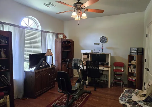 Photo 3 of Single family home for sale at 13131 Red Oak Dr, Choctaw, OK 73020 | MLS# 1235655 | Listing updated on 2026-09-19