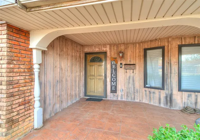 Photo 2 of Single family home for sale at 4508 Nw 32nd Place, Oklahoma City, OK 73122 | MLS# 1235676 | Listing updated on 2026-08-30