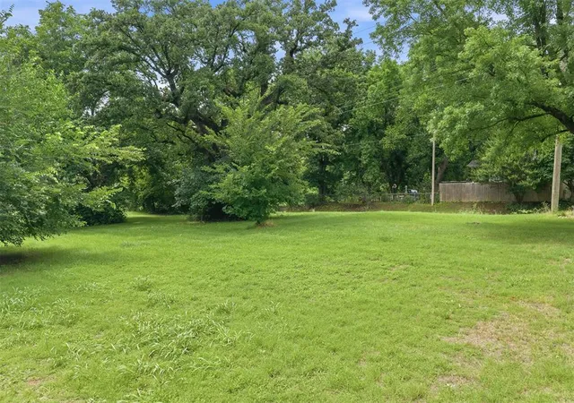 Homes for sale in Wynnewood, OK | 810 N Taylor St, Wynnewood, OK 73098 | MLS# 1235704