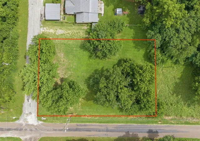 Homes for sale in Wynnewood, OK | 810 N Taylor St, Wynnewood, OK 73098 | MLS# 1235704