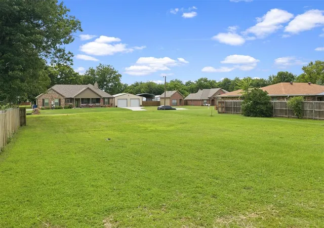 Homes for sale in Wynnewood, OK | 1331 Alvera Ln, Wynnewood, OK 73098 | MLS# 1235706