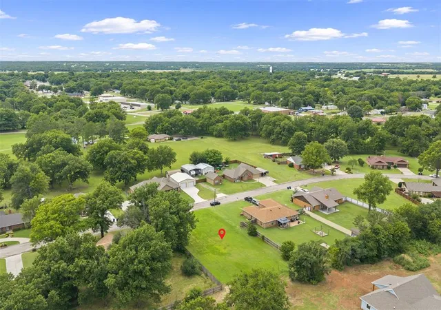 Homes for sale in Wynnewood, OK | 1331 Alvera Ln, Wynnewood, OK 73098 | MLS# 1235706