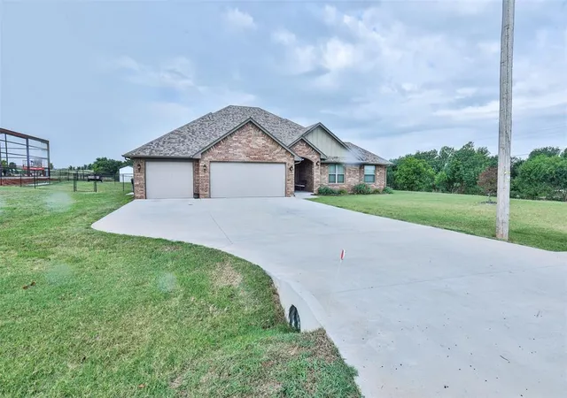 1st image of 2103 E Sooner Rd, Tuttle, OK 73089 | MLS# 1235718