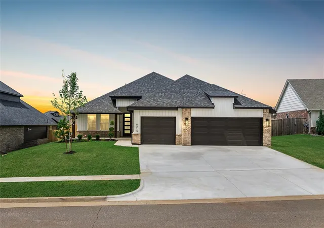 1st image of 8213 Nw 152nd St, Edmond, OK 73013 | MLS# 1235721