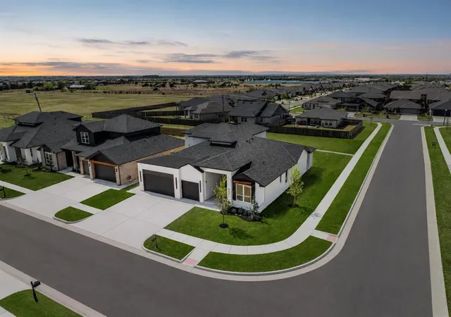50th image of 15445 Capri Ln, Edmond, OK 73013 | MLS# 1235723
