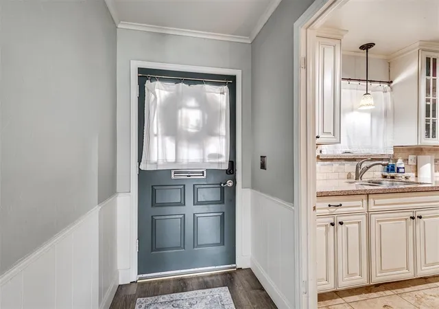 Photo 3 of Single family home for sale at 3833 Nw 65th Street, Oklahoma City, OK 73116 | MLS# 1235740 | Listing updated on 2026-09-29
