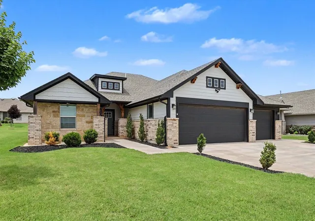2nd image of 1001 Labelle Dr, Newcastle, OK 73065 | MLS# 1235749