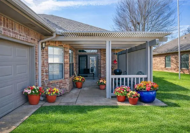 2nd image of 1920 Nw 160th Pl, Edmond, OK 73013 | MLS# 1235759