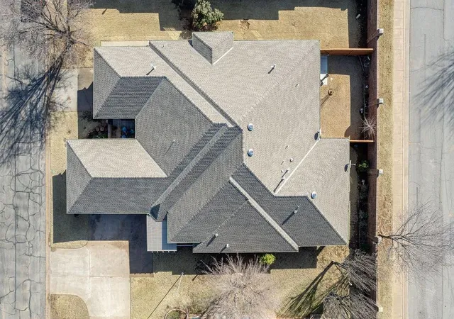 26th image of 1920 Nw 160th Pl, Edmond, OK 73013 | MLS# 1235759