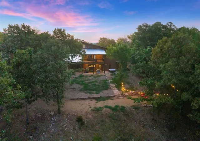 5th image of 429 Woodland Bluff Trl, Broken Bow, OK 74728 | MLS# 1235762