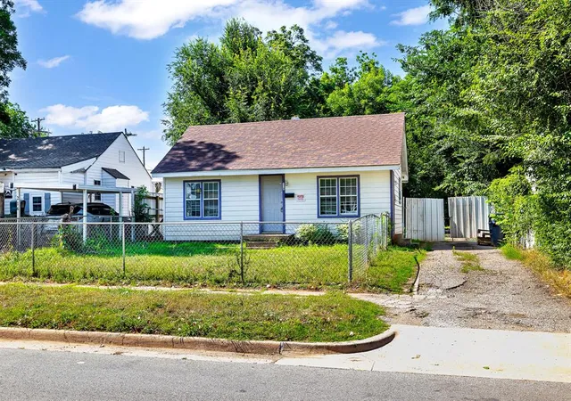 Photo 14 of Single family home for sale at 212 Se 27th Street, Oklahoma City, OK 73129 | MLS# 1235766 | Listing updated on 2026-07-11