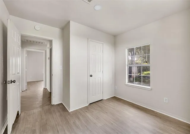 Photo 2 of Single family home for sale at 212 Se 27th Street, Oklahoma City, OK 73129 | MLS# 1235766 | Listing updated on 2026-07-11