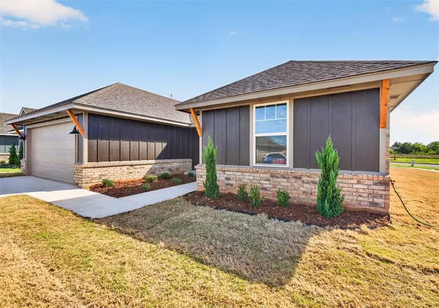 Photo 2 of Single family home for sale at 10656 SW 18th Street, Yukon, OK 73099 | MLS# 1235767 | Listing updated on 2026-10-22