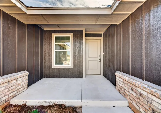 Photo 3 of Single family home for sale at 10656 SW 18th Street, Yukon, OK 73099 | MLS# 1235767 | Listing updated on 2026-10-22