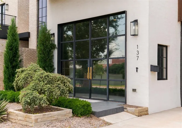 Photo 4 of Single family home for sale at 137 NE 14th Street, Oklahoma City, OK 73104 | MLS# 1235769 | Listing updated on 2026-07-22