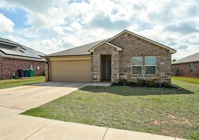Homes for sale in Piedmont, OK | 14218 Babbling Brook Dr, Piedmont, OK 73078 | MLS# 1235770