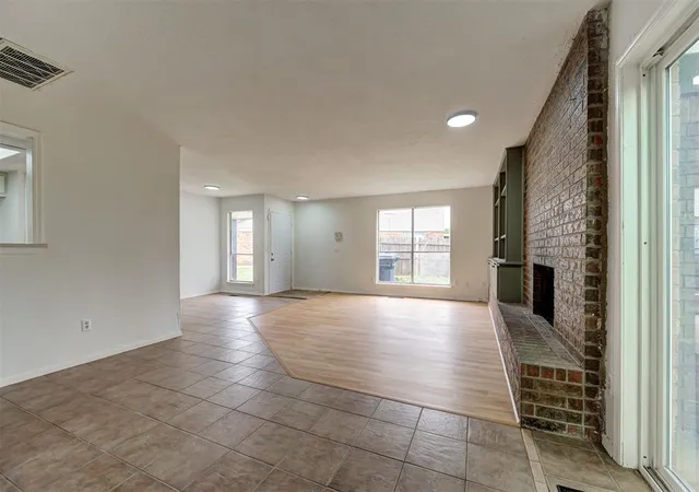4th image of 524 Westwood Ct, Oklahoma, OK 73127