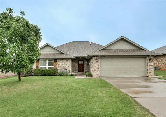 Homes for sale in Warr Acres, OK | 7026 N Cherokee, Warr Acres, OK 73132 | MLS# 1235775