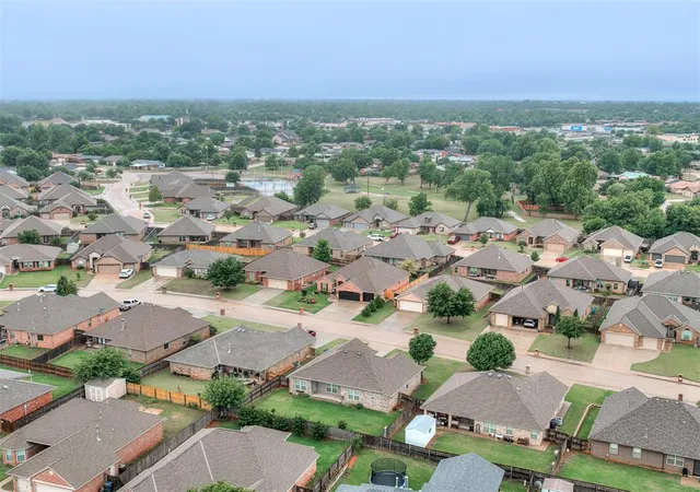 Homes for sale in Warr Acres, OK | 7026 N Cherokee, Warr Acres, OK 73132 | MLS# 1235775