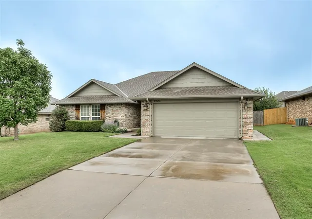 Homes for sale in Warr Acres, OK | 7026 N Cherokee, Warr Acres, OK 73132 | MLS# 1235775