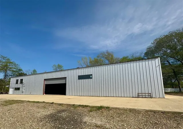 1st image of 204 W Sherry Ln, Broken Bow, OK 74728 | MLS# 1235816