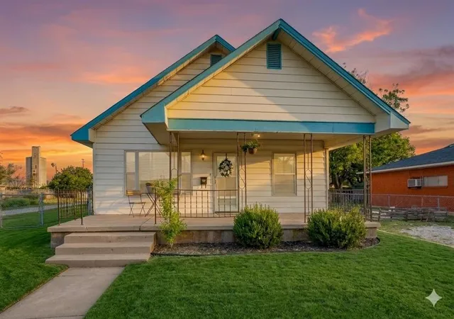1st image of 214 N Temple St, Cordell, OK 73632 | MLS# 1235825