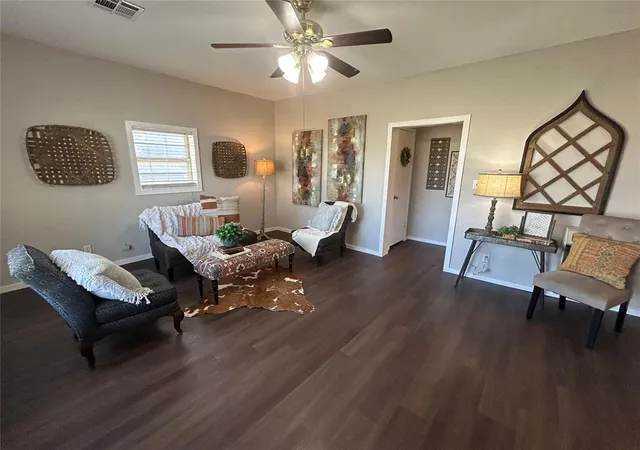 Homes for sale in Cordell, OK | 214 N Temple St, Cordell, OK 73632 | MLS# 1235825