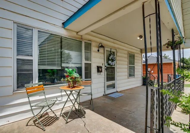 3rd image of 214 N Temple St, Cordell, OK 73632 | MLS# 1235825