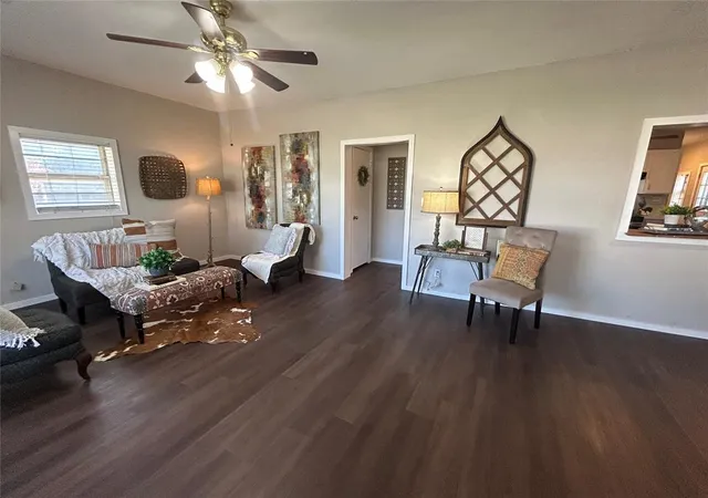 Homes for sale in Cordell, OK | 214 N Temple St, Cordell, OK 73632 | MLS# 1235825