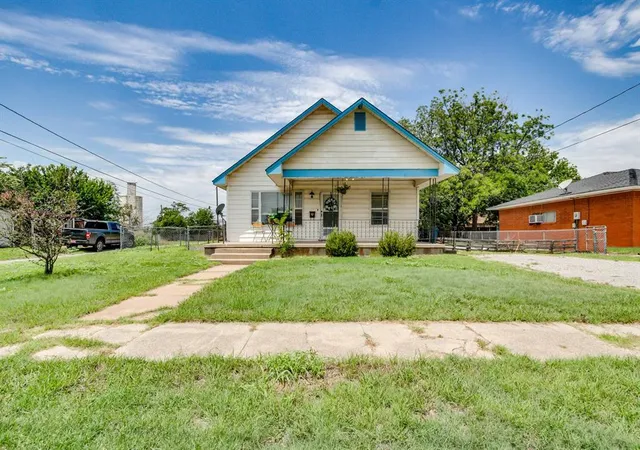 41st image of 214 N Temple St, Cordell, OK 73632 | MLS# 1235825