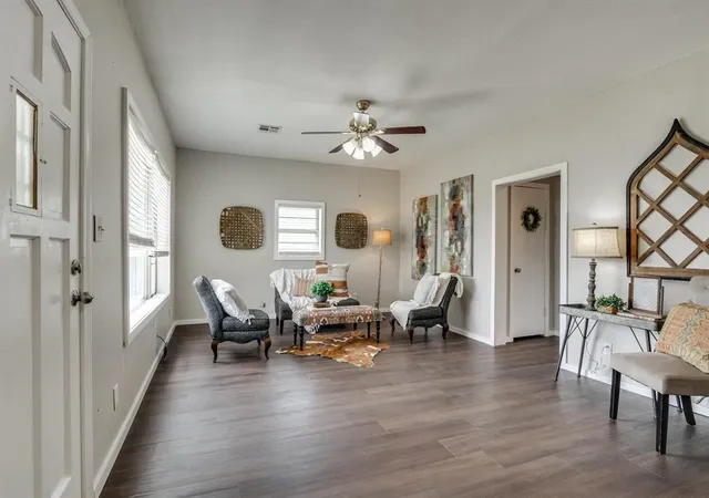 5th image of 214 N Temple St, Cordell, OK 73632 | MLS# 1235825