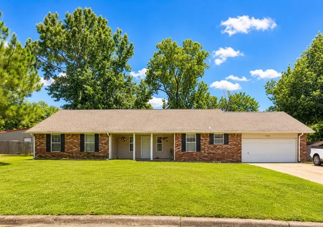 Homes for sale in Tecumseh, OK | 1008 W Washington Cir, Tecumseh, OK 74873 | MLS# 1235828