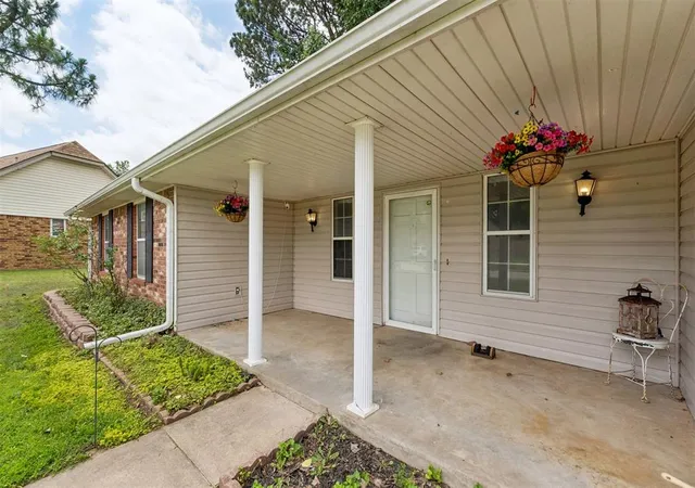 Homes for sale in Tecumseh, OK | 1008 W Washington Cir, Tecumseh, OK 74873 | MLS# 1235828