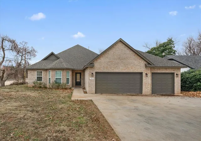 Photo 1 of Single family home for sale at 1416 Devonshire Ct, Edmond, OK 73034 | MLS# 1235853 | Listing updated on 2026-09-14