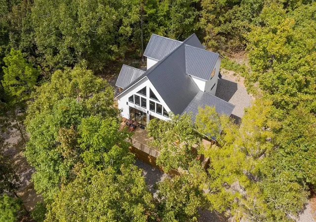 1st image of 127 Bent Pinyon Trl, Broken Bow, OK 74728 | MLS# 1235860
