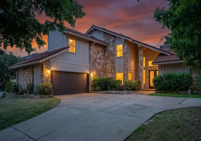 Photo 1 of Single family home for sale at 3021 Raintree Rd, Oklahoma City, OK 73120 | MLS# 1235869 | Listing updated on 2026-07-14