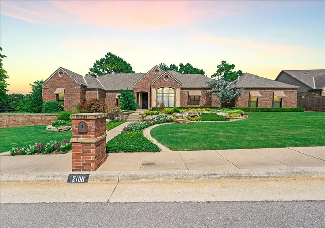 5th image of 2108 Windsong, Edmond, OK 73034 | MLS# 1235890