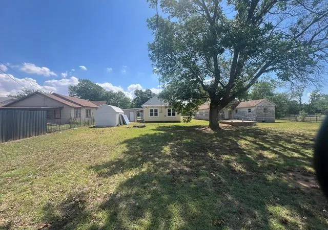 Homes for sale in Hobart, OK | 209 N Stephens St, Hobart, OK 73651 | MLS# 1235894