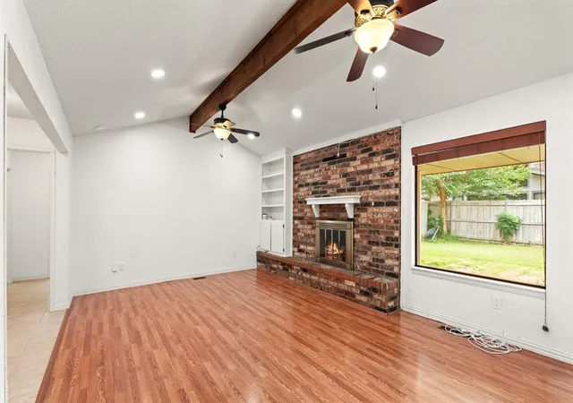 Photo 4 of Single family home for sale at 313 E Platt Dr, Yukon, OK 73099 | MLS# 1235897 | Listing updated on 2026-08-19