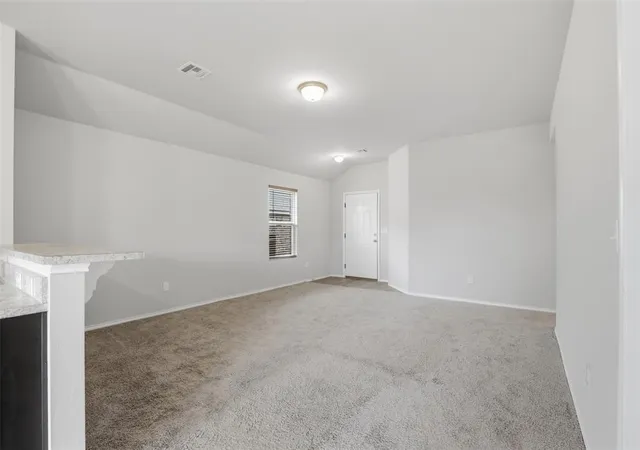 Photo 4 of Single family home for sale at 10009 Copperhead Rd, Yukon, OK 73099 | MLS# 1235913 | Listing updated on 2026-07-01