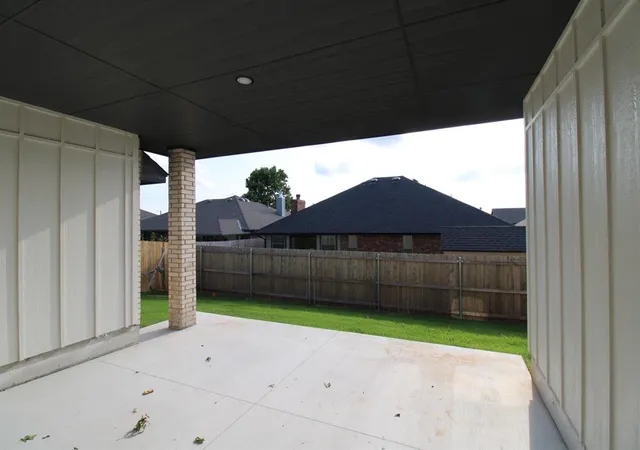 Homes for sale in Oklahoma City, OK | 8421 Stonewood Dr, Oklahoma City, OK 73135 | MLS# 1235919