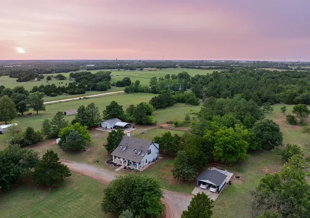 46th image of 9813 Sw 104th St, Mustang, OK 73064 | MLS# 1235926