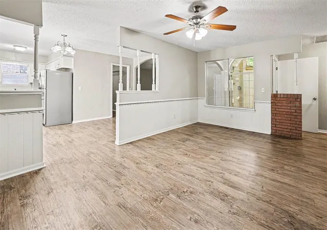 Photo 4 of Single family home for sale at 6728 N Tall Oaks Dr, Oklahoma City, OK 73127 | MLS# 1235936 | Listing updated on 2026-08-13