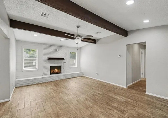 Photo 2 of Single family home for sale at 1508 W Hollyhead Ter, Yukon, OK 73099 | MLS# 1235938 | Listing updated on 2026-10-06