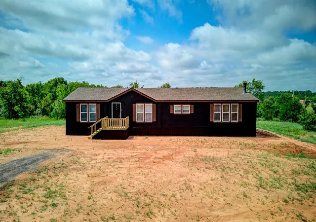 Homes for sale in Blanchard, OK | 13040 Tnt Court Court, Blanchard, OK 73010 | MLS# 1235950