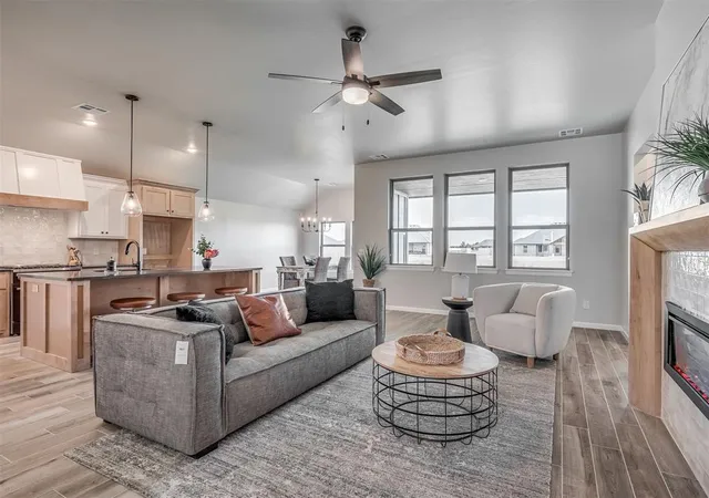 2nd image of 8655 Kayce St, El Reno, OK 73036 | MLS# 1235955