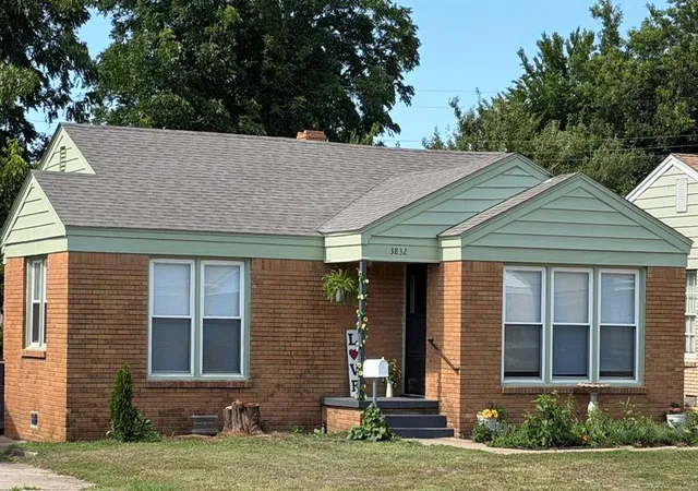 1st image of 3832 Nw 16th St, Oklahoma City, OK 73107 | MLS# 1235957