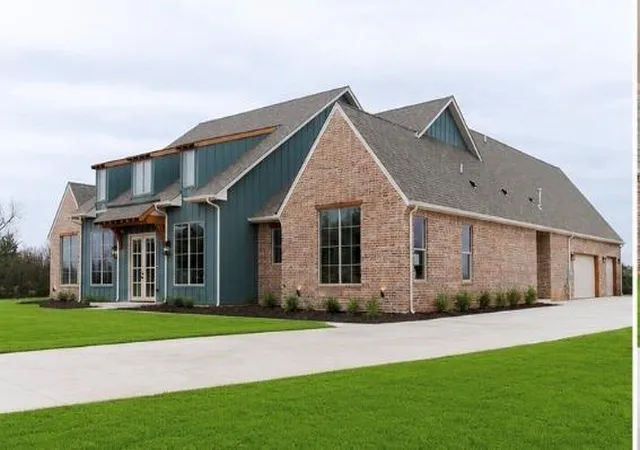 Photo 1 of Sale Pending at 11900 Setenta Grv Cir, Oklahoma City, OK 73150 | MLS# 1235991 | Listing updated on 2026-08-21